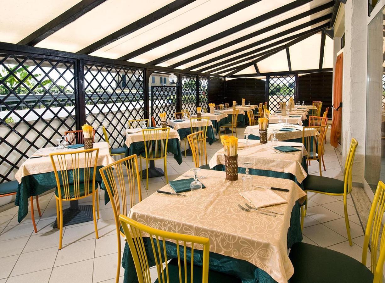 Hotel Ristorante Miramare Pesaro Ngoại thất bức ảnh